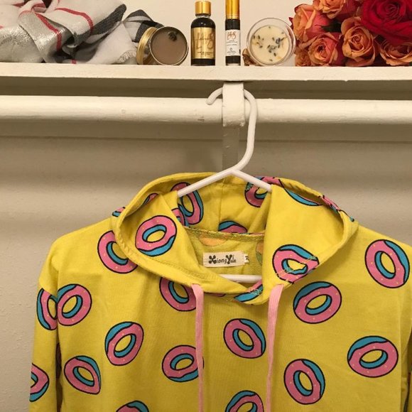 KPop Donut Sweater - Picture 2 of 5